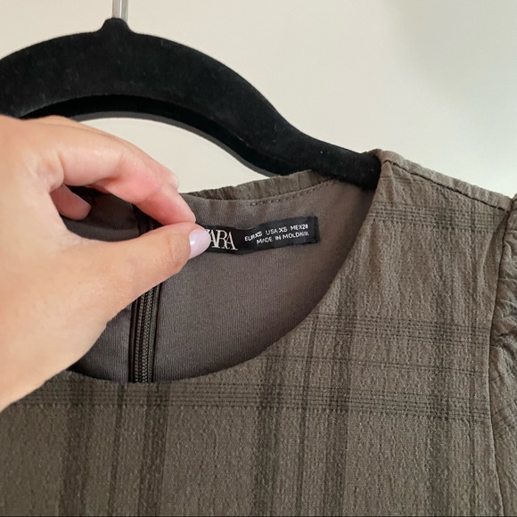 Zara Green Ruched Bodycon Dress - Picture 4 of 4